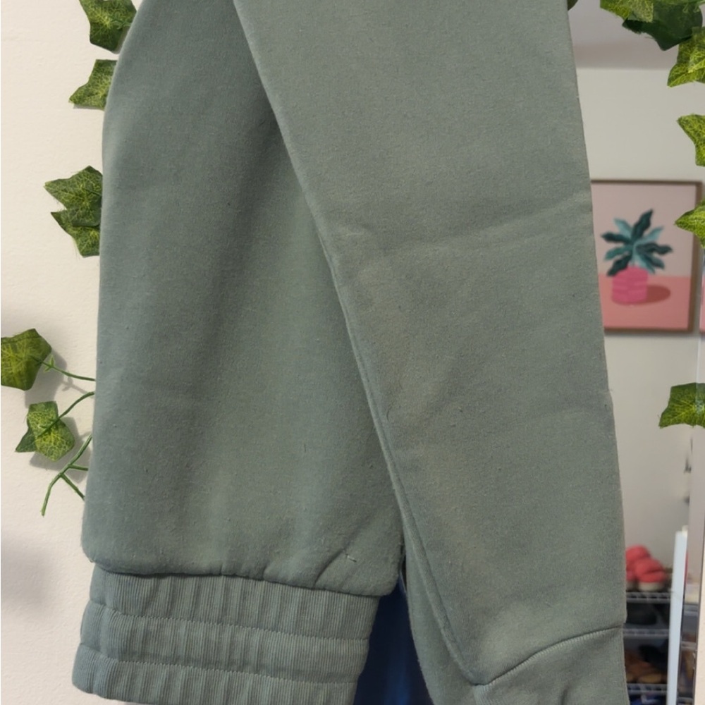 Green Sweat pants